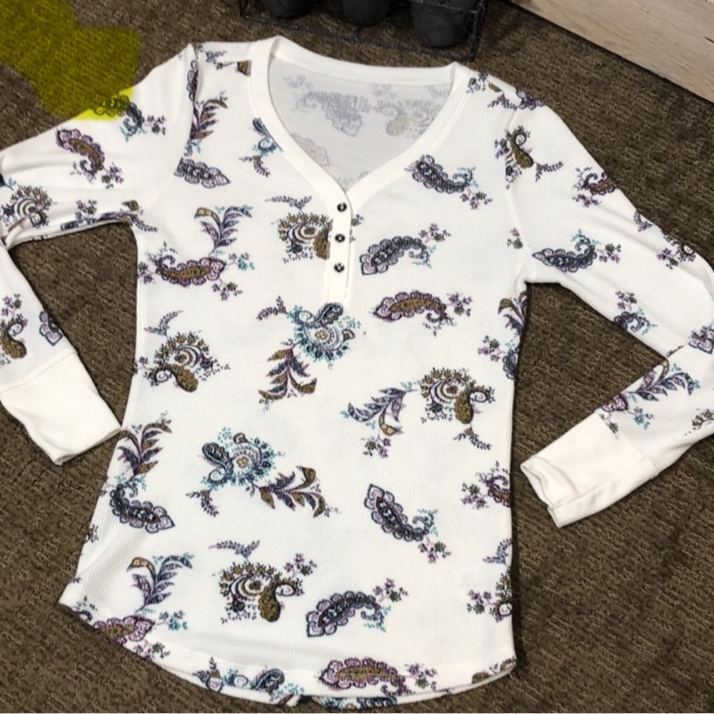 TIME & TRU, Western, Paisley Button Up, Thermal Top, White/Multi, Small, EUC